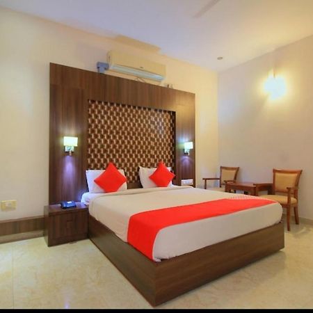 Grand Milestone Hotel Mysore Exterior photo